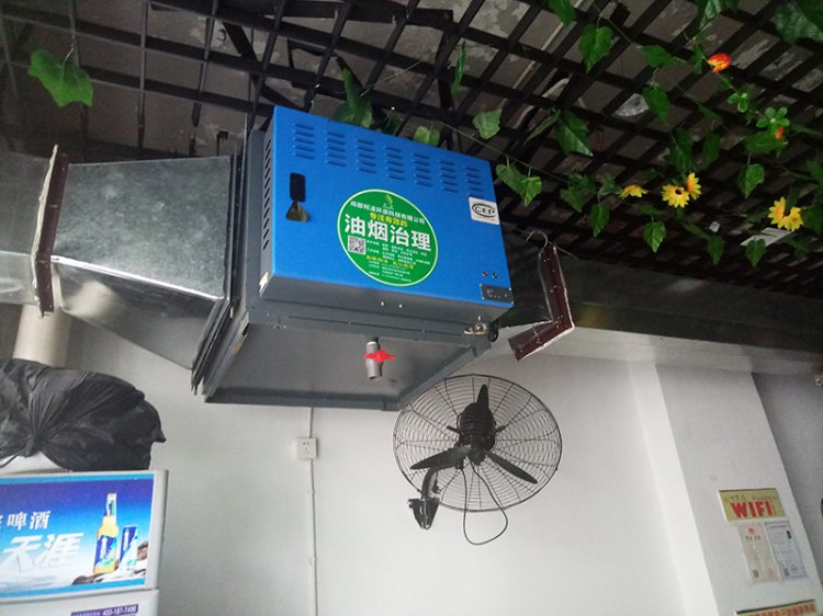 成都驷马桥餐饮治理