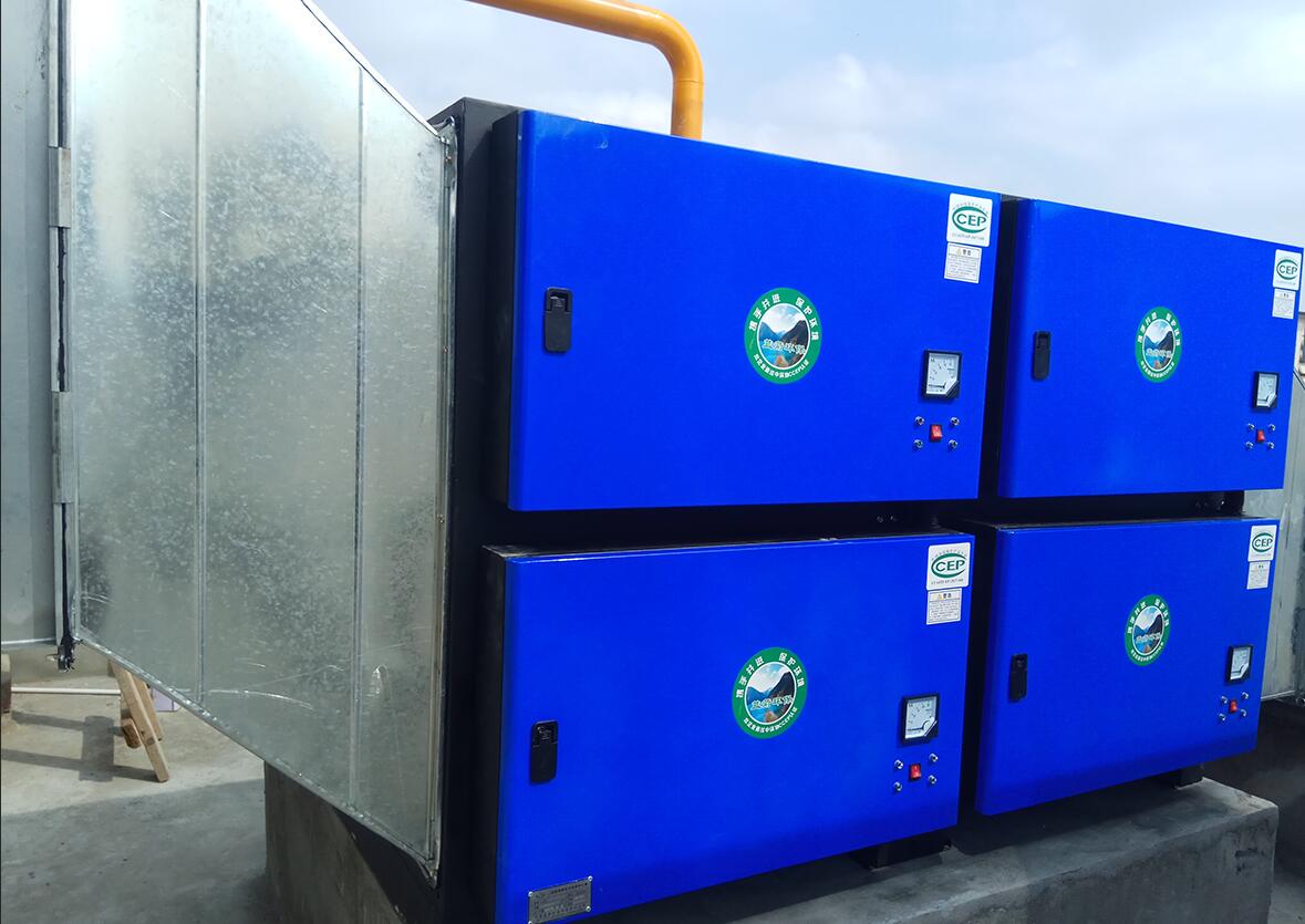 商超油烟集中治理&mdash;&mdash;某商场餐饮油烟