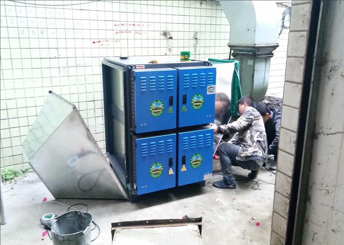 食堂油烟治理&mdash;&mdash;某大学食堂